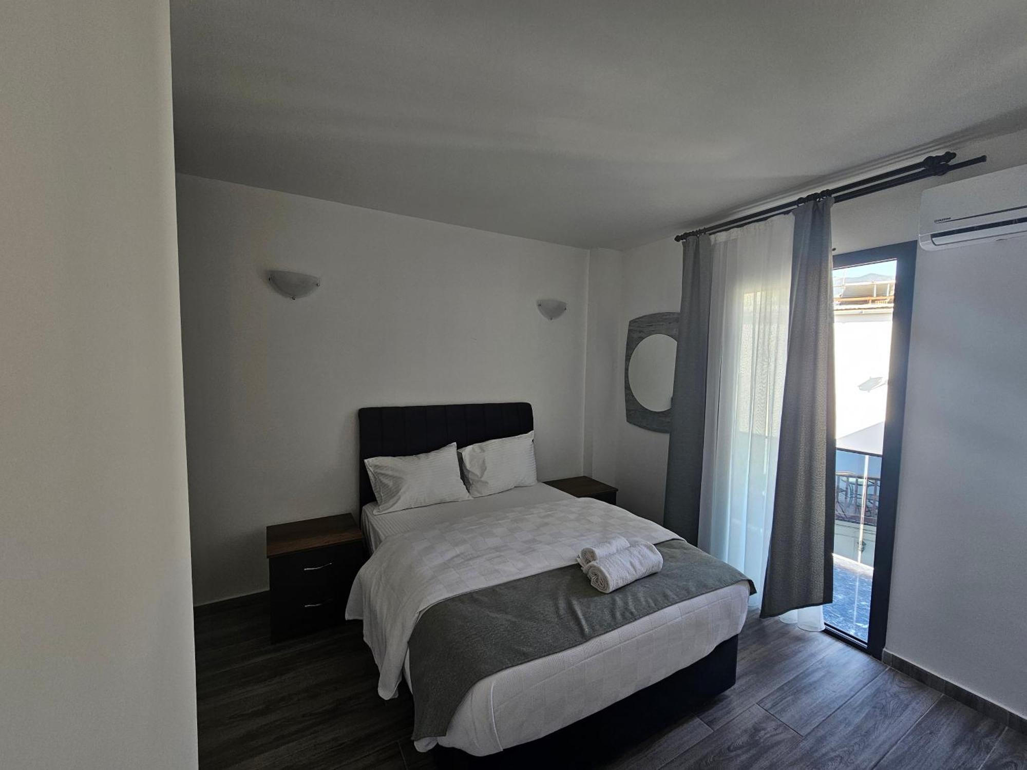 Cyprus Harbour Suites Kerínia Kültér fotó