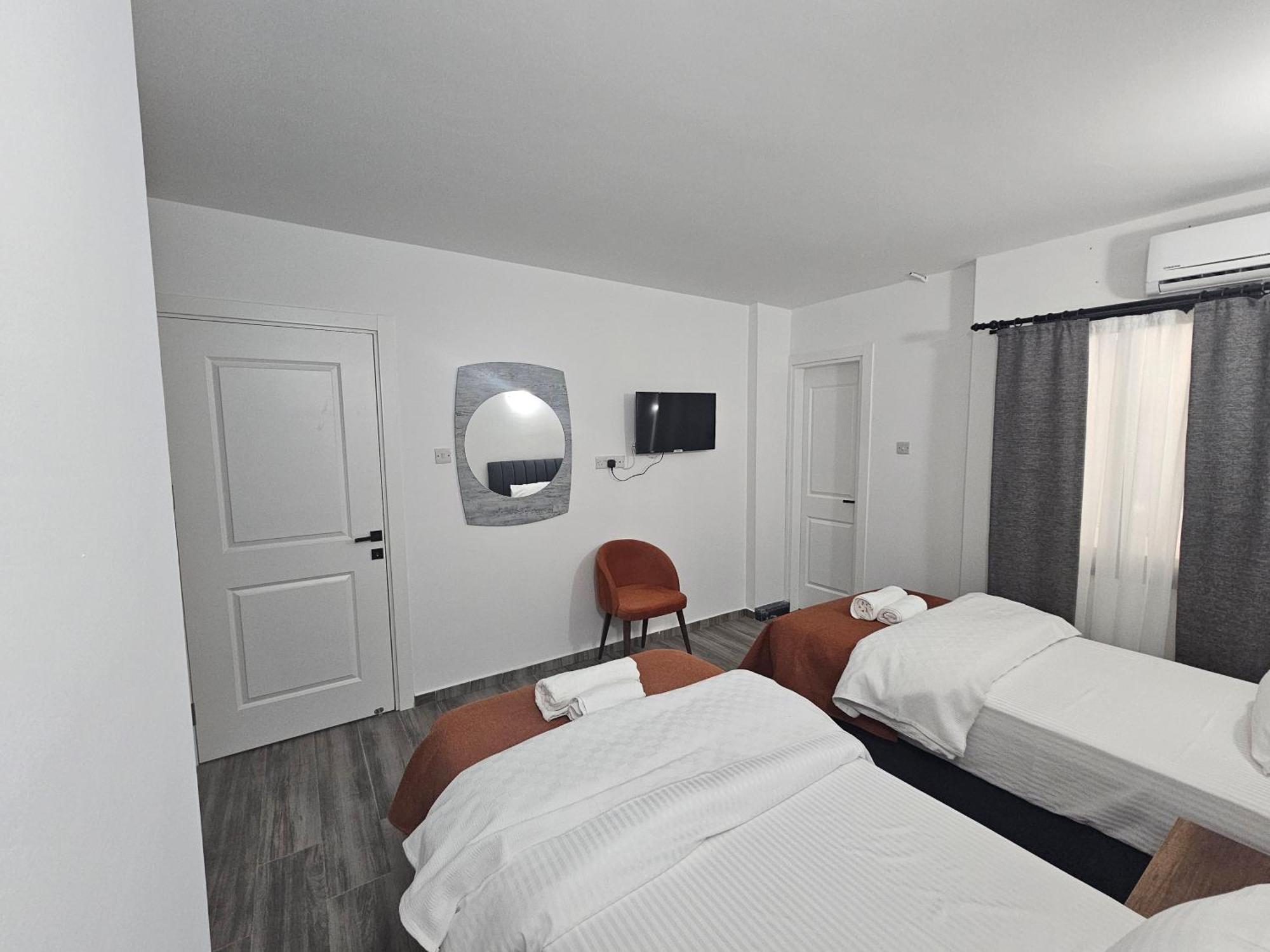 Cyprus Harbour Suites Kerínia Kültér fotó